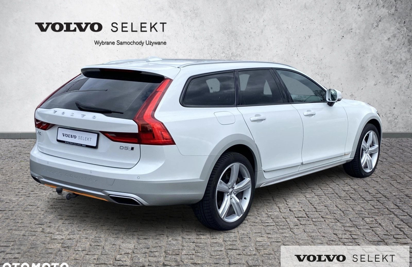 Volvo V90 Cross Country cena 169900 przebieg: 95200, rok produkcji 2018 z Toruń małe 667